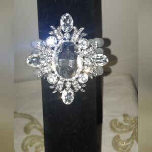 NWT Bridal Chunky Elegant Silver Crystal Bracelet